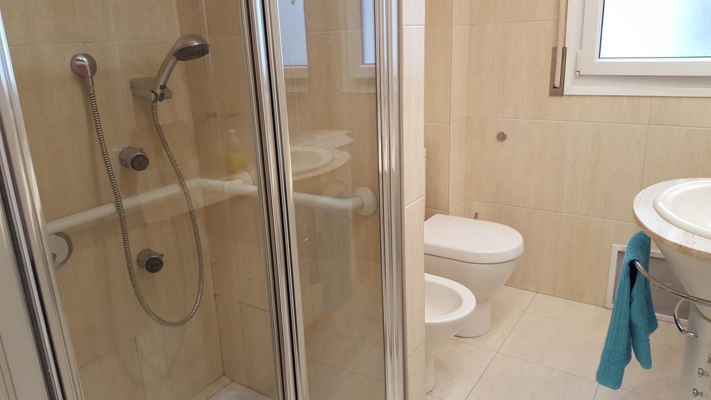 Apartamento Vuelta Del Castillo Pamplona Buitenkant foto