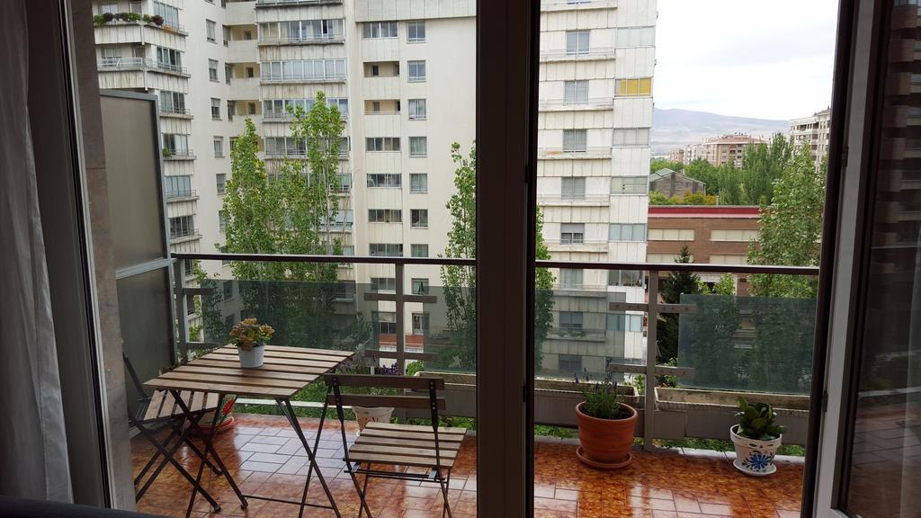 Apartamento Vuelta Del Castillo Pamplona Buitenkant foto